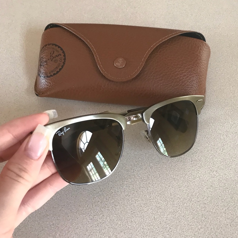 Ray-Ban clubmaster